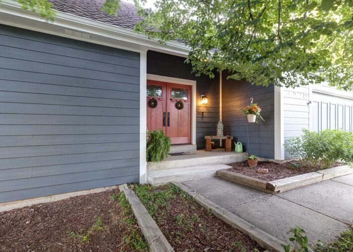 Portfolio 1 James Hardie Siding & ProVia Door